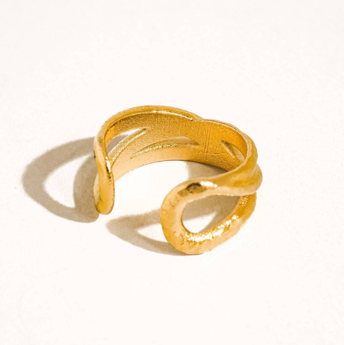 Corlisse 18K Gold Non-Tarnish Textured Crossover Ring