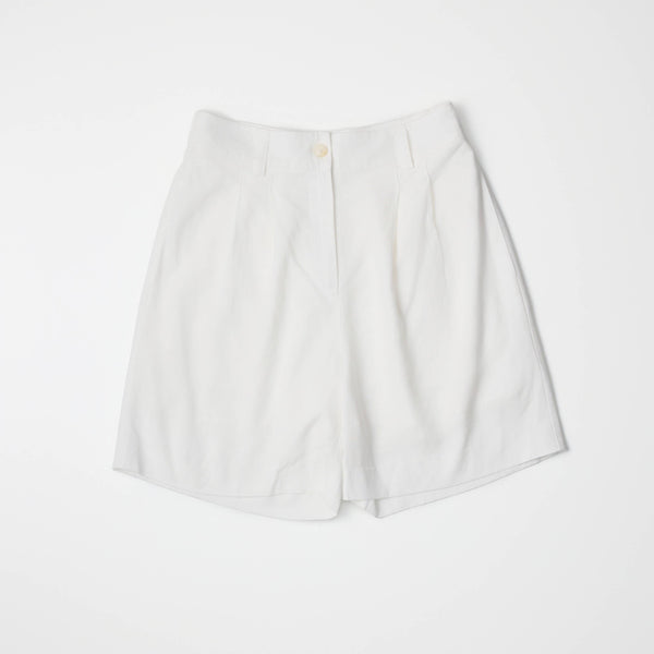 The Amelia Pleated Mid-Length Shorts