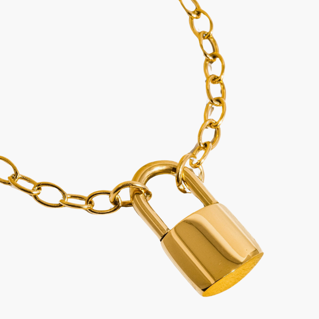 18K Gold Lock Chain Necklace