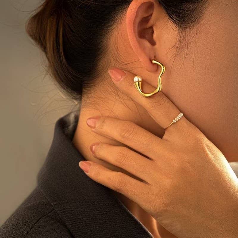 18K Gold Plated Irregular U-Shape Pearl End Hoop Earrings