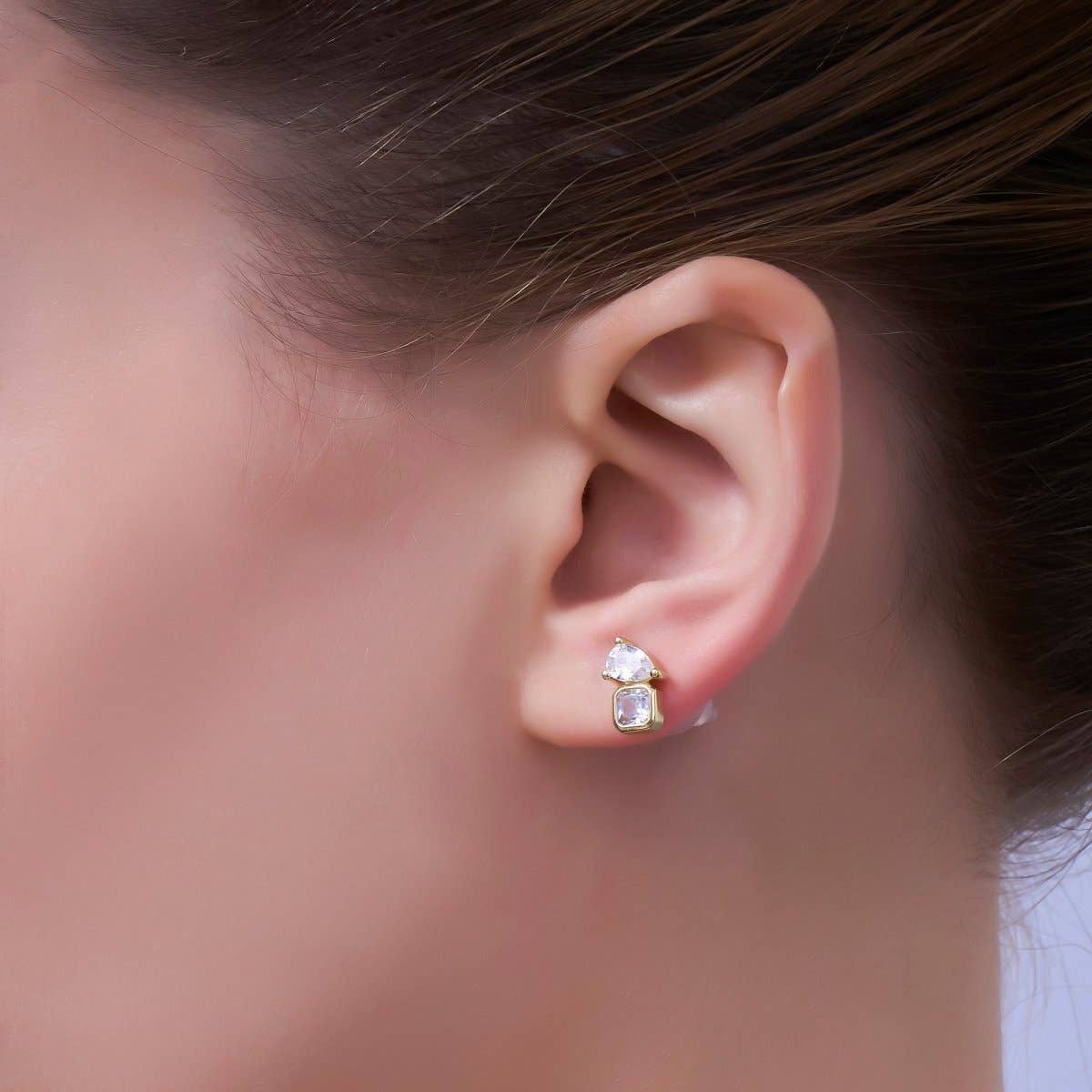 24K Gold Filled Clear CZ Baguette Teardrop Stud Earrings