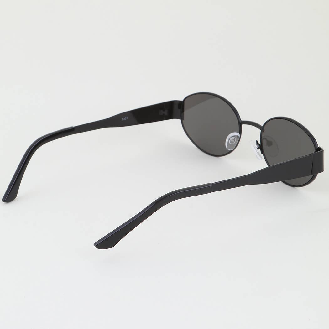 Minimal Modern Round Sunglasses