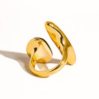 Christophe 18K Gold Vintage Black Agate Stone Ring